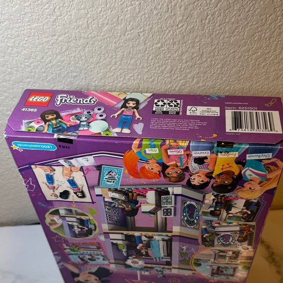 LEGO Friends # 41365 Emma’s Art Studio. Sealed. New. - Picture 8 of 17